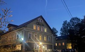 Hotel Zelený dům